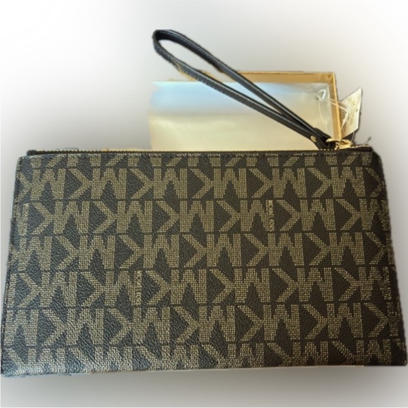 NWT Michael Kors large zip clutch wallet - Picture 4 of 5